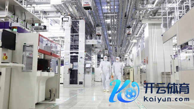 三星2nm工艺势头逐步增强 来岁晶圆代工业务或盈利